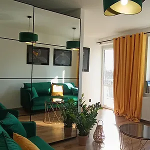 https://apartament-super-lokalizacja-monciak.sopothotels.com