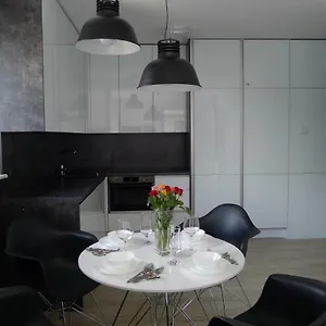 https://impresja-apartament.kolobrzeghotels.com